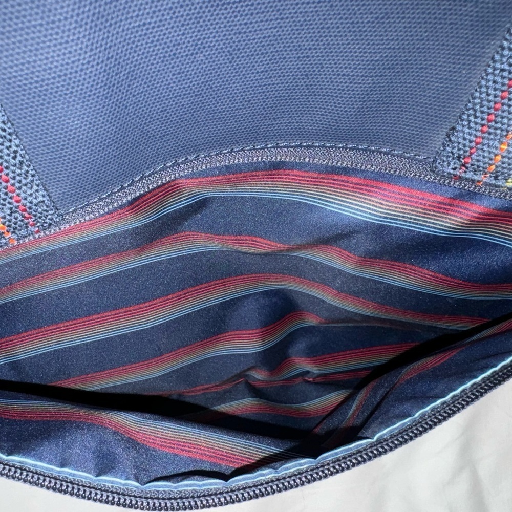 Marine Layer Overnight Bag - Picture 4 of 7